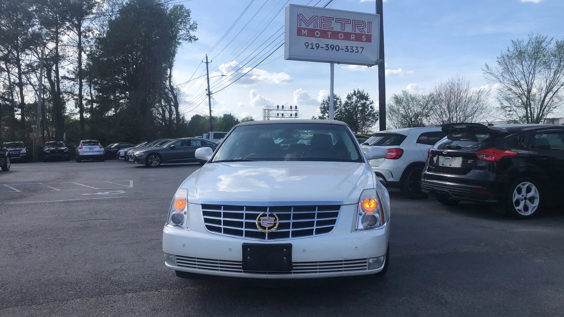 Used 2008 Cadillac DTS image 5