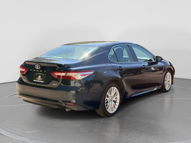 Used 2018 Toyota Camry XLE FWD image 4