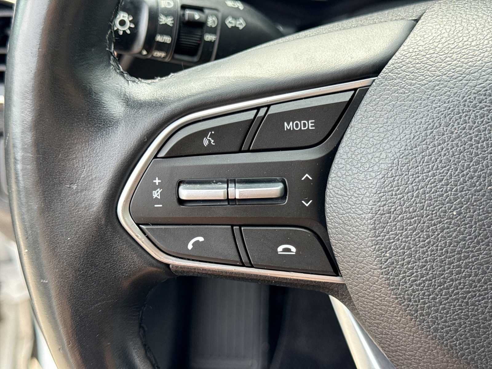 Used 2020 Hyundai Santa Fe Limited w/ Cargo Package AWD/4WD image 23