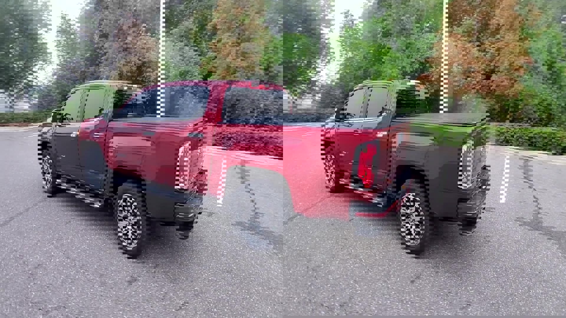 Used 2020 GMC Canyon Denali image 41