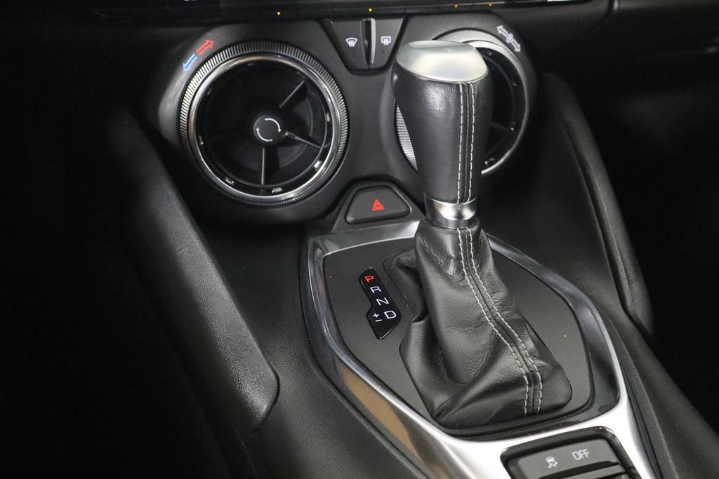 Used 2020 Chevrolet Camaro LS RWD image 20