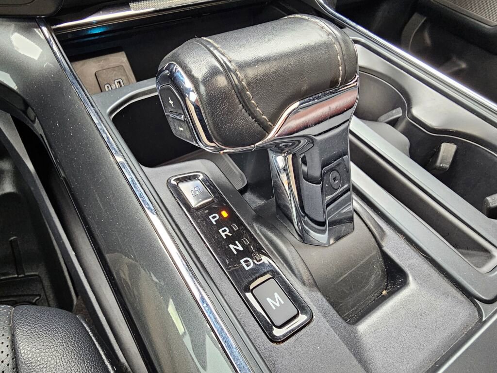 Used 2021 Ford F150 Lariat w/ Equipment Group 502A High image 32