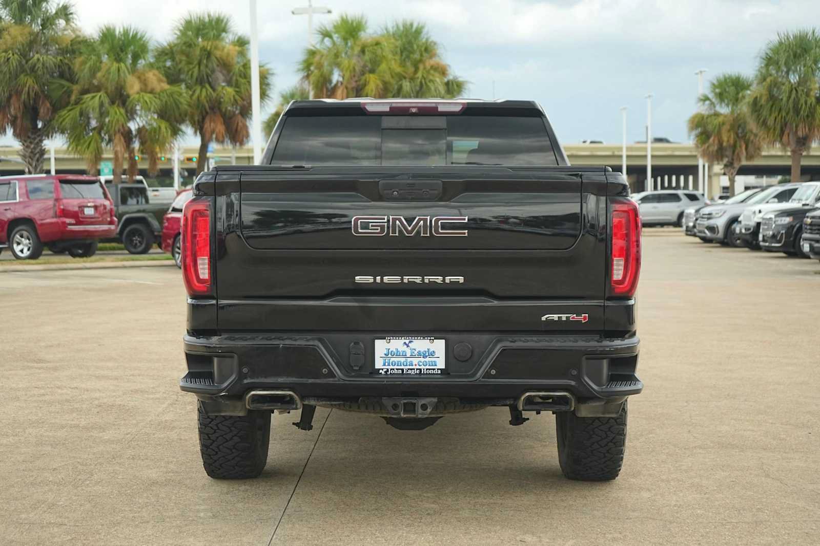 Used 2019 GMC Sierra 1500 AT4 w/ Off Road Performance Package AWD/4WD image 5
