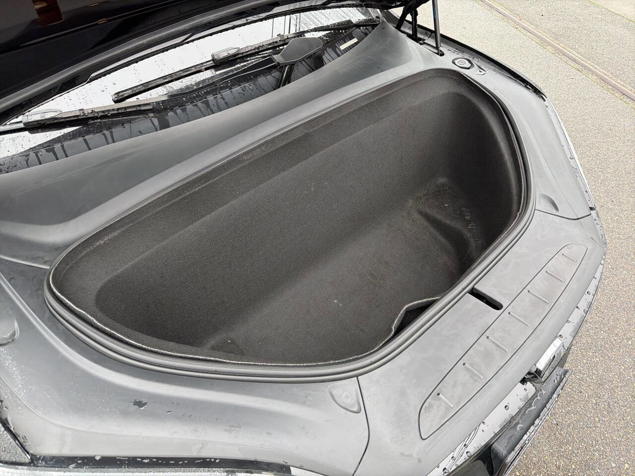 Used 2022 Tesla Model X image 15