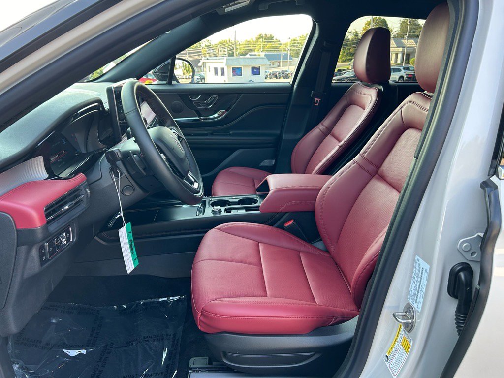 Used 2024 Lincoln Corsair Grand Touring w/ Equipment Group 301A image 16