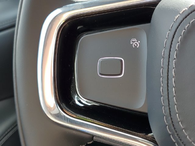 New 2027 Lincoln Navigator Reserve w/ Jet Appearance Package AWD/4WD image 18