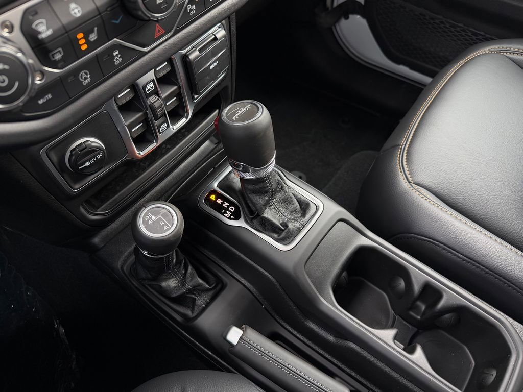 New 2026 Jeep Gladiator Sahara image 26