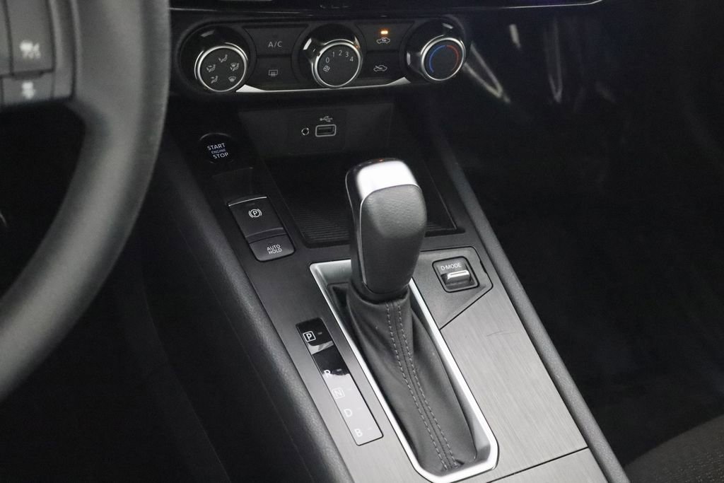 Used 2025 Nissan Kicks S w/ Charging Package image 20