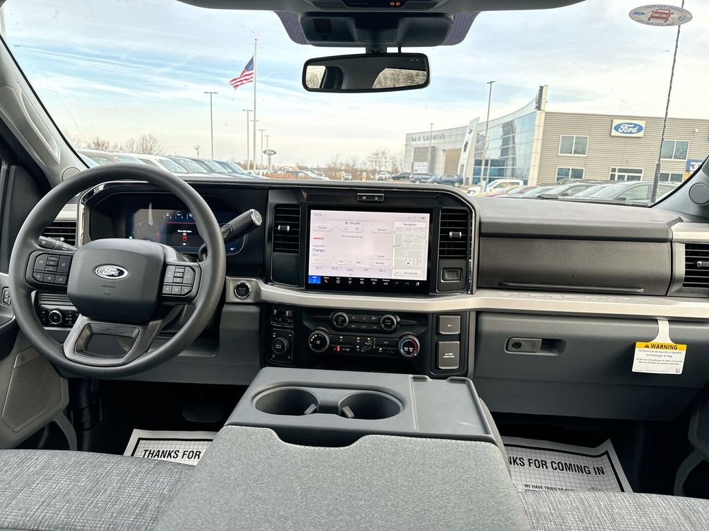 New 2025 Ford F250 XLT w/ Black Appearance Package image 7