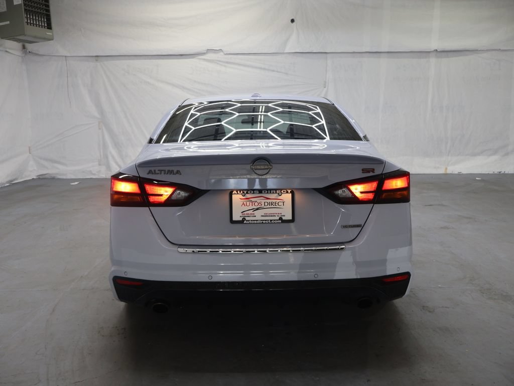 Used 2023 Nissan Altima 2.0 SR FWD image 6