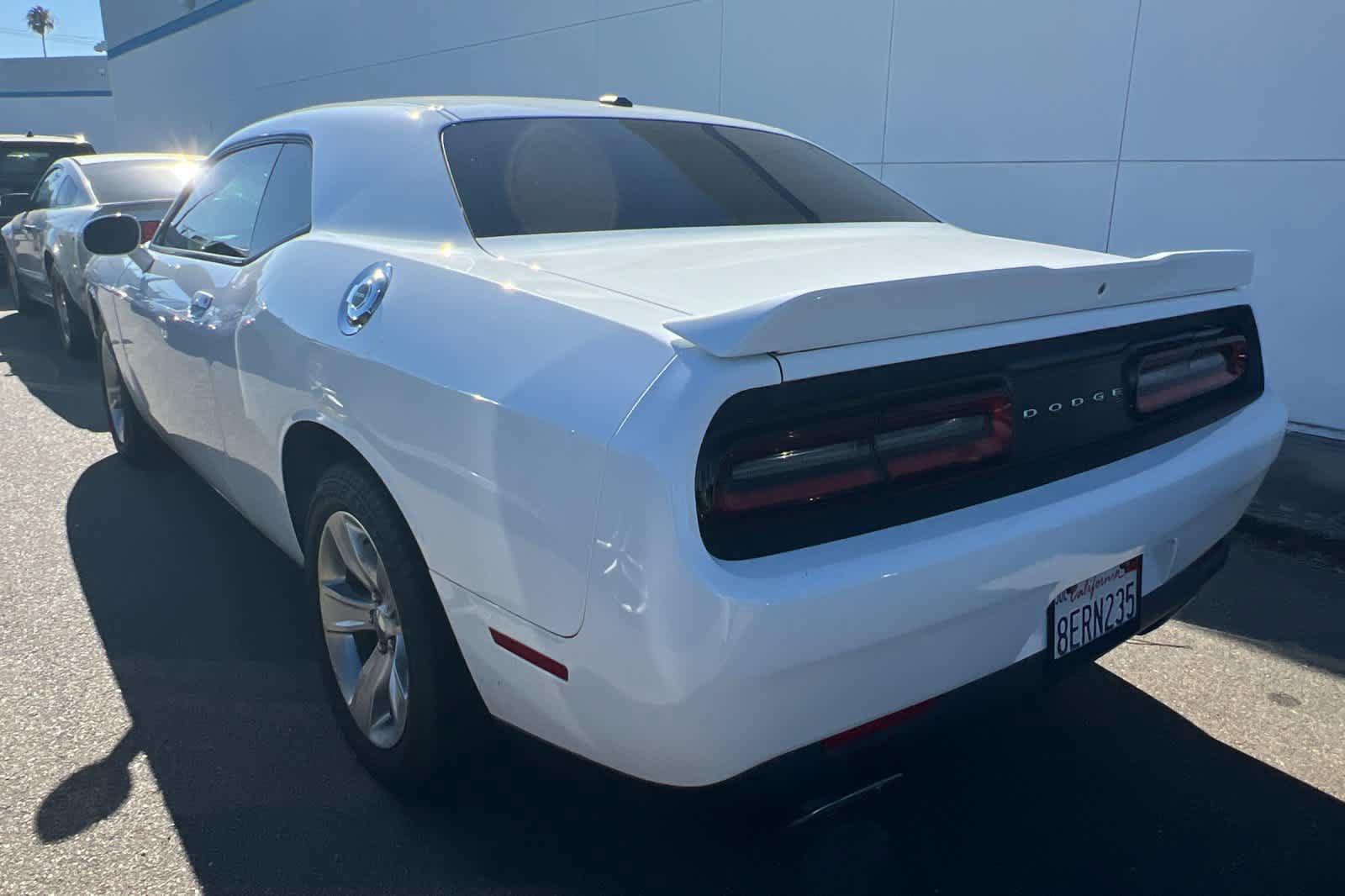 Used 2018 Dodge Challenger SXT RWD image 6