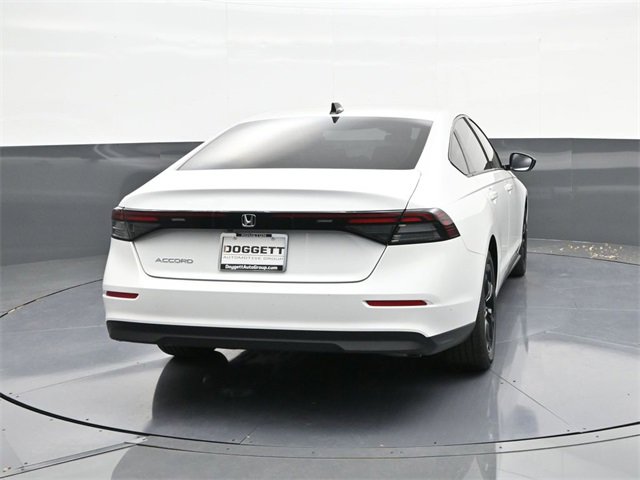 New 2025 Honda Accord SE image 11