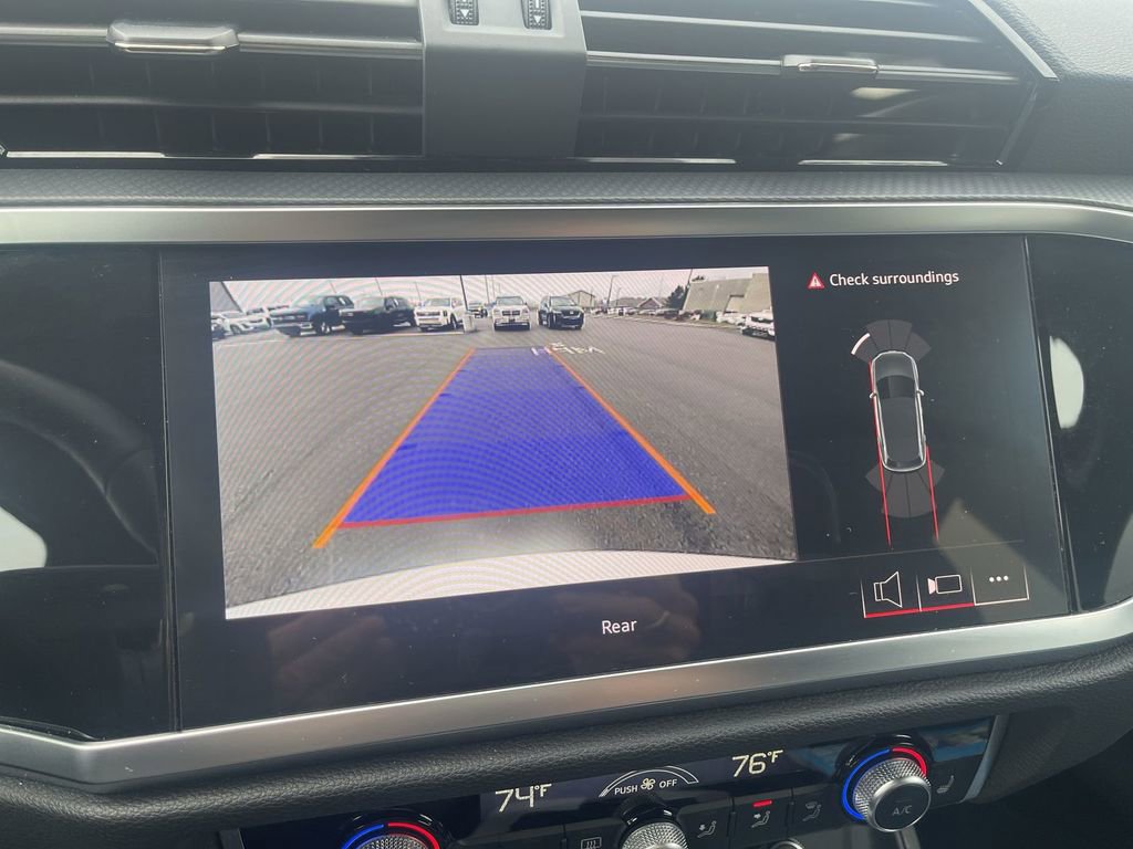 Used 2025 Audi Q3 2.0T Premium image 27