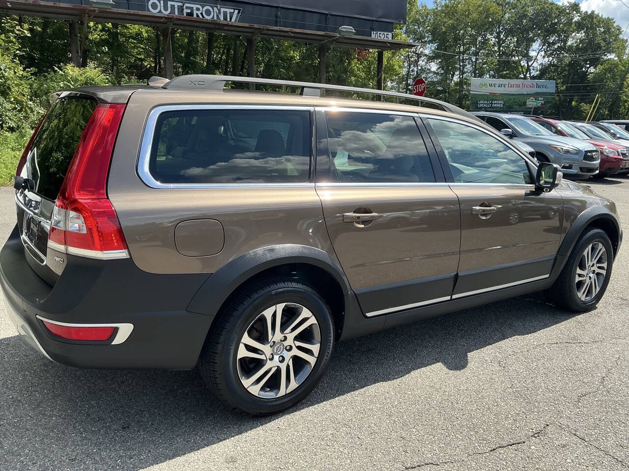 Used 2015 Volvo XC70 3.2 Platinum AWD/4WD image 5
