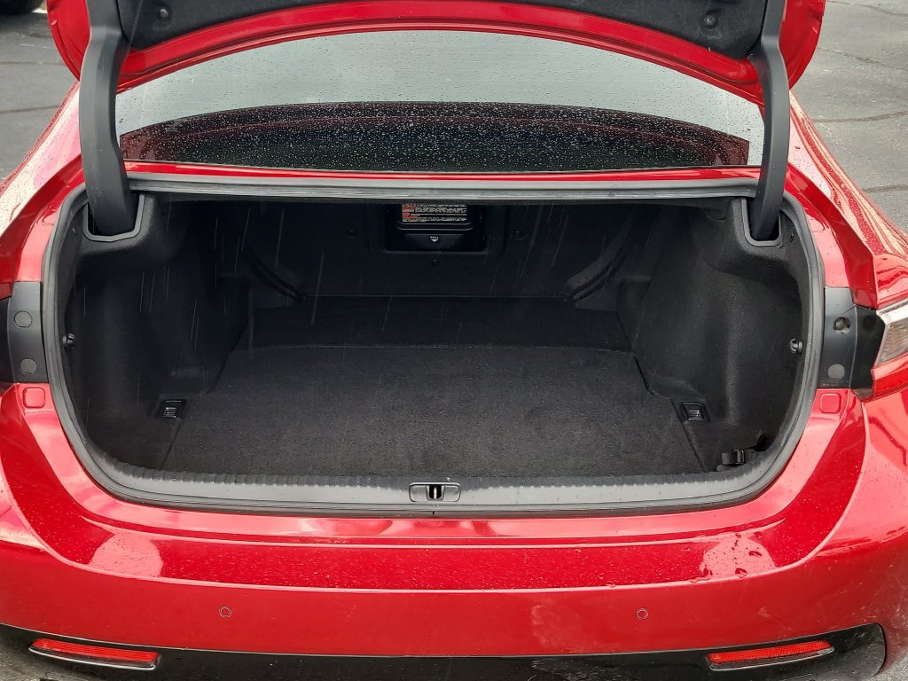Used 2015 Lexus RC F w/ Premium Package RWD image 6