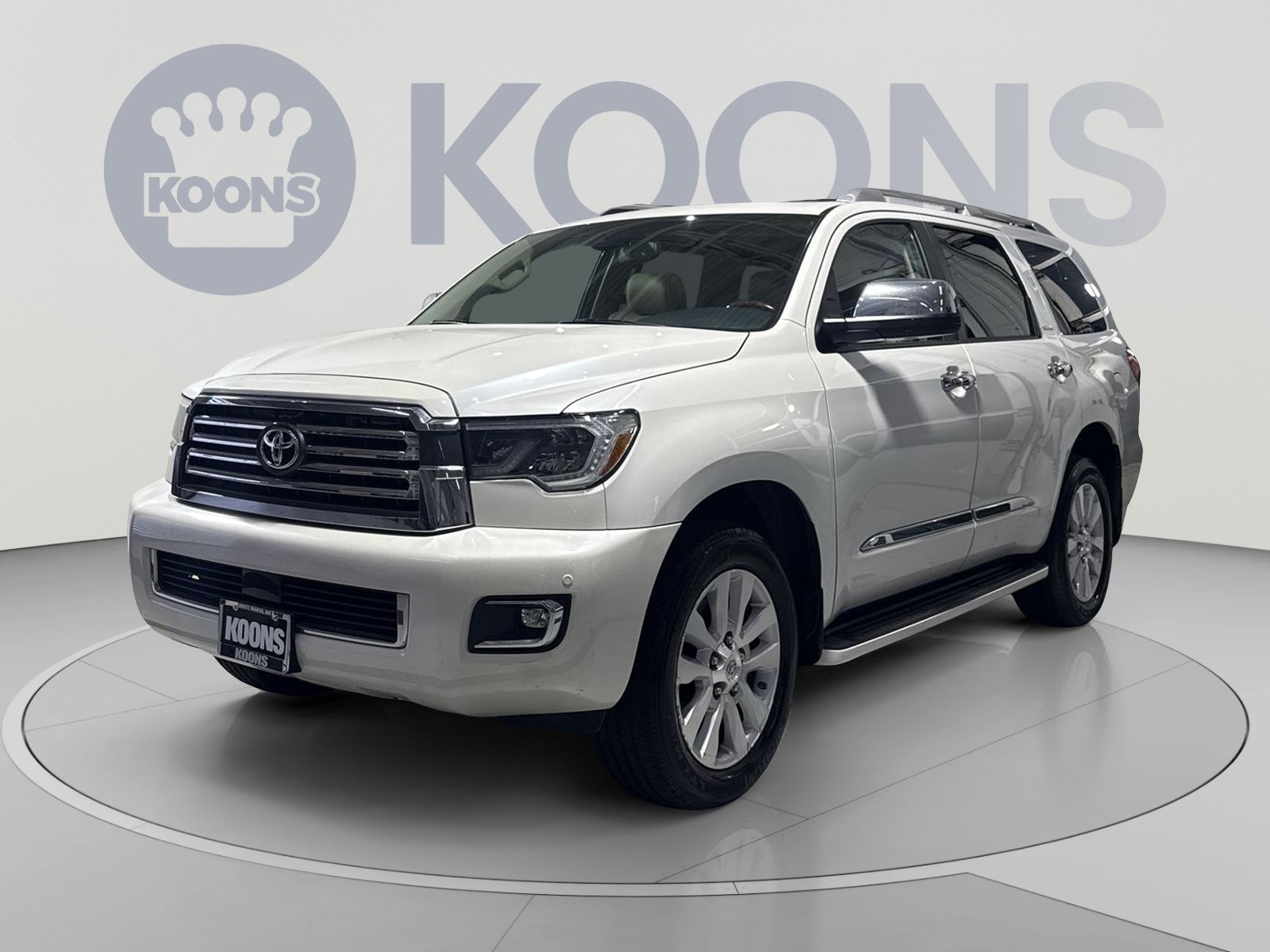 Used 2018 Toyota Sequoia Platinum RWD image 2