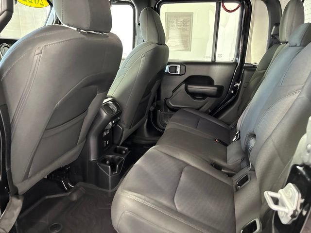 Used 2022 Jeep Gladiator Sport AWD/4WD image 24