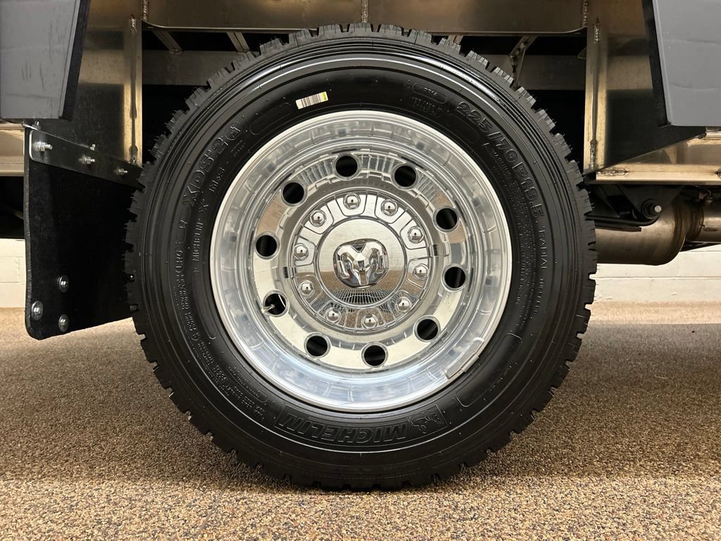 New 2026 RAM 4500 4x4 Crew Cab DRW w/ Laramie Trim Package image 30