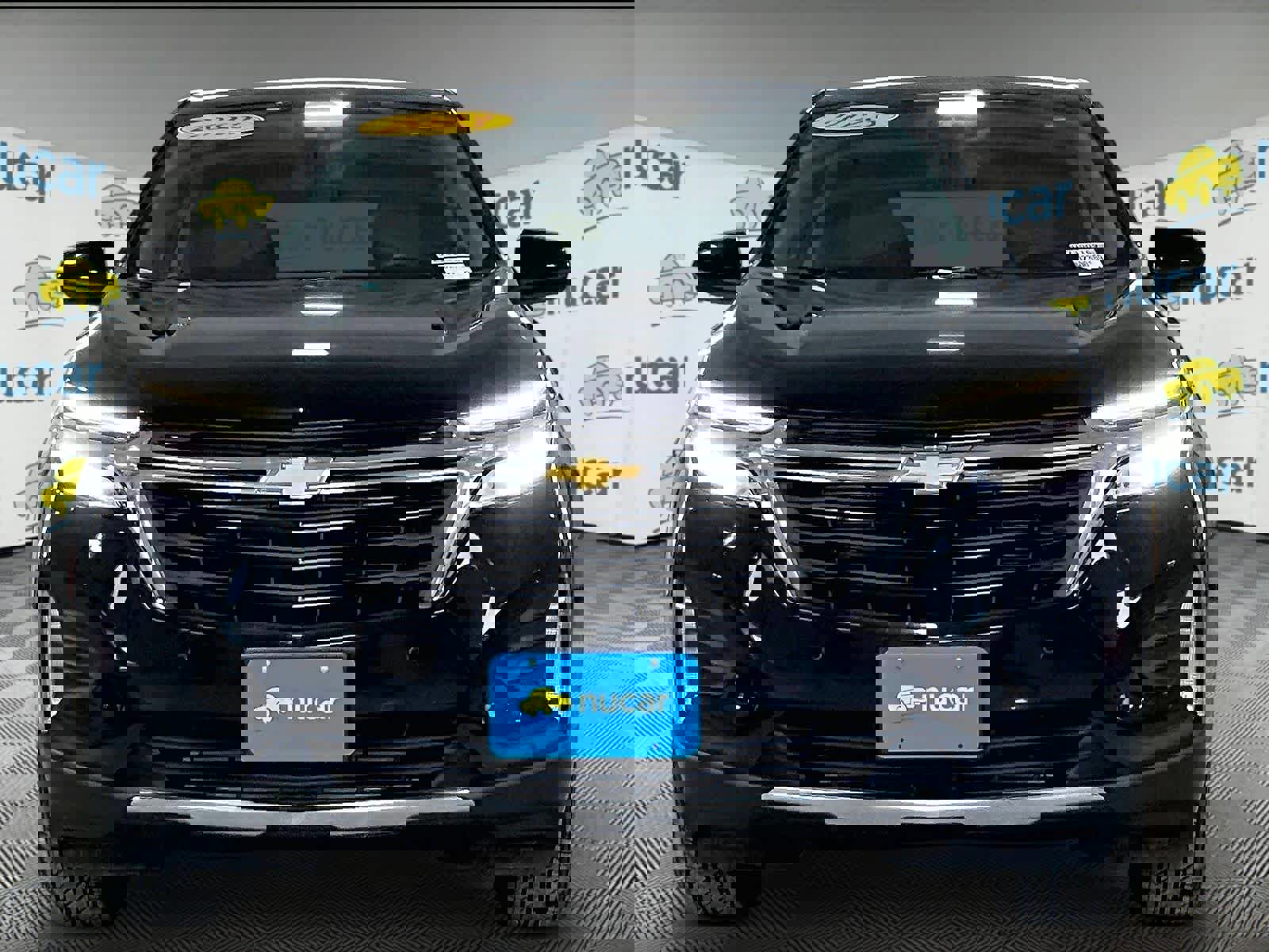 Used 2023 Chevrolet Equinox LT image 2