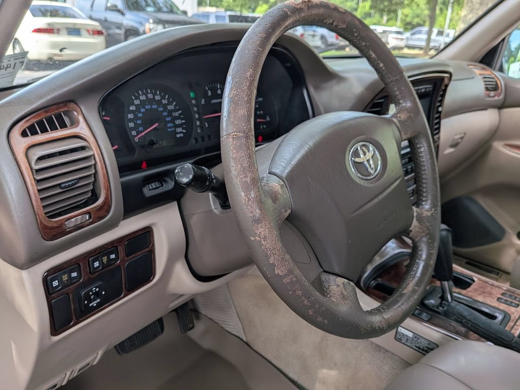 Used 2002 Toyota Land Cruiser AWD/4WD image 15