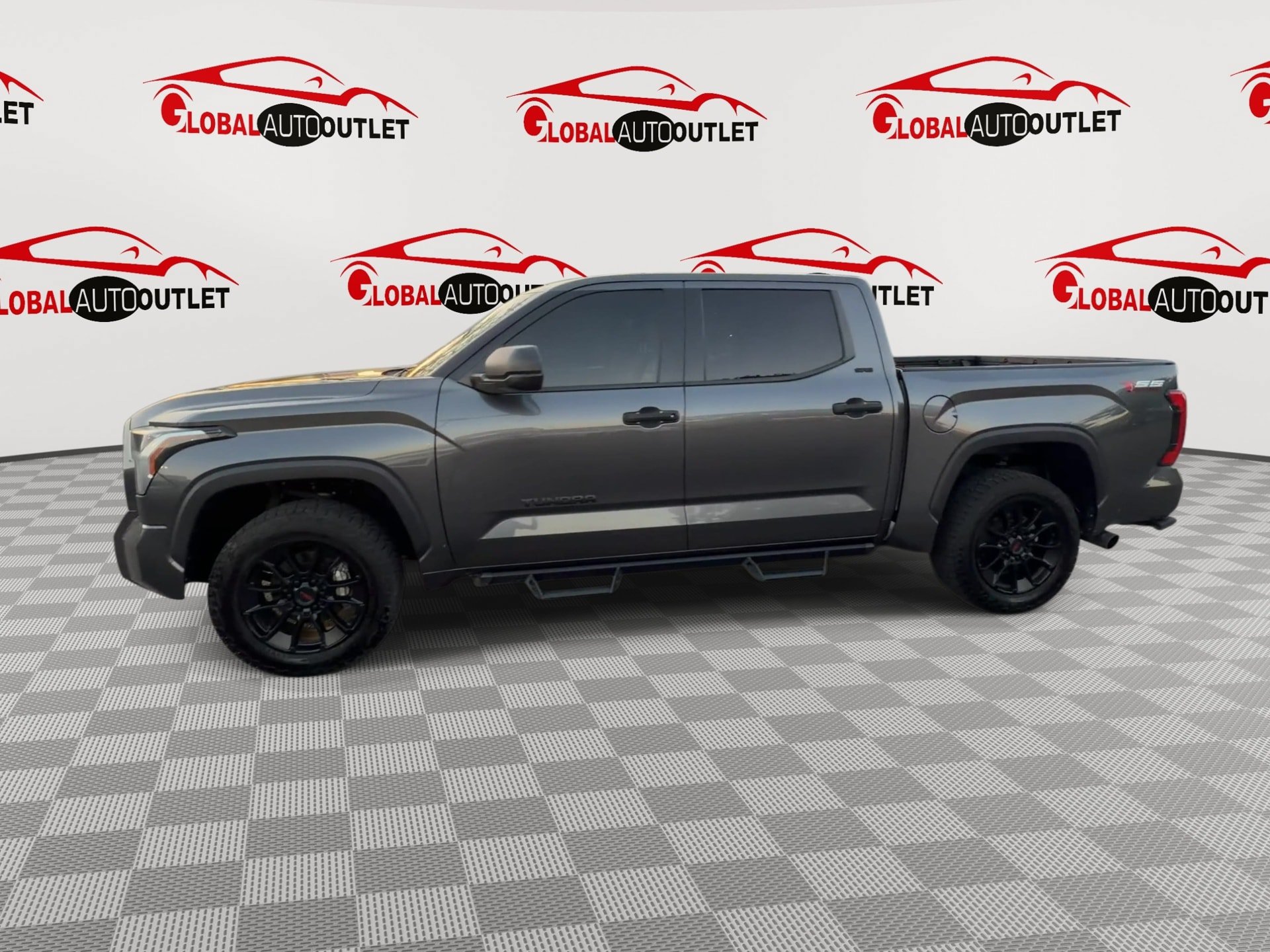 Used 2023 Toyota Tundra SR5 AWD/4WD image 5