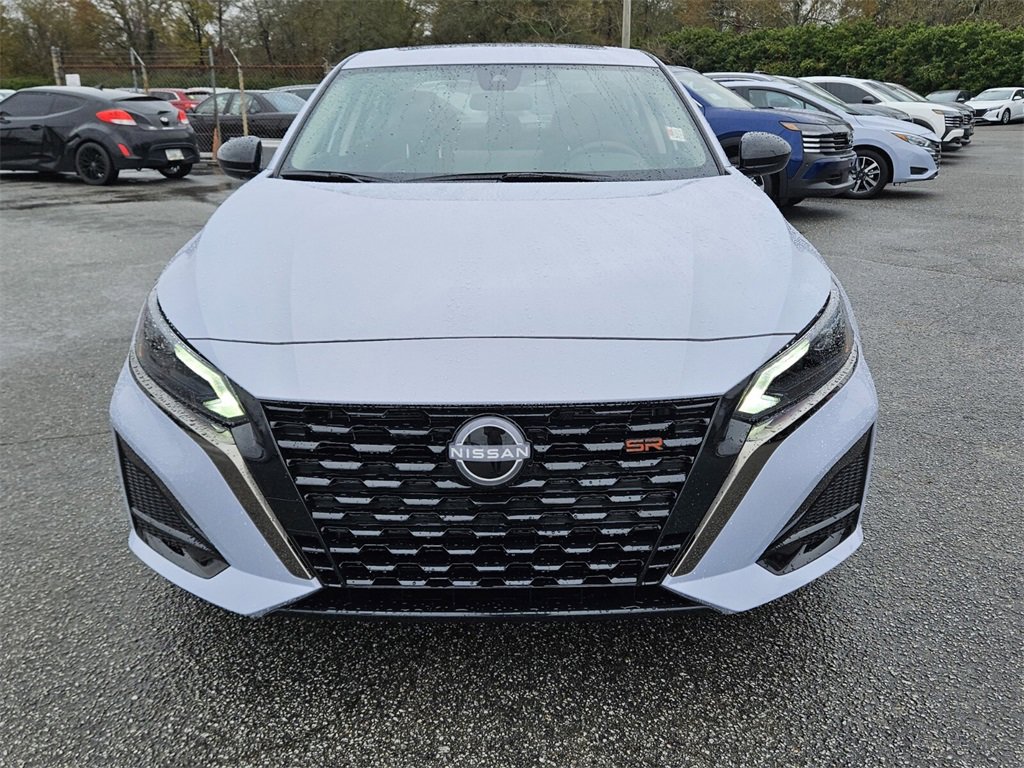 New 2025 Nissan Altima 2.5 SR image 17