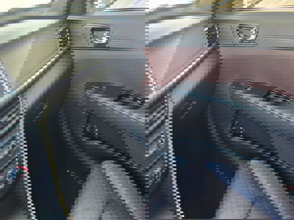 Used 2018 Kia Optima SX w/ Technology Package image 39