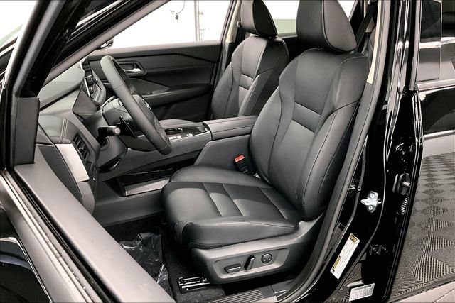 New 2026 Nissan Rogue Dark Armor FWD image 9