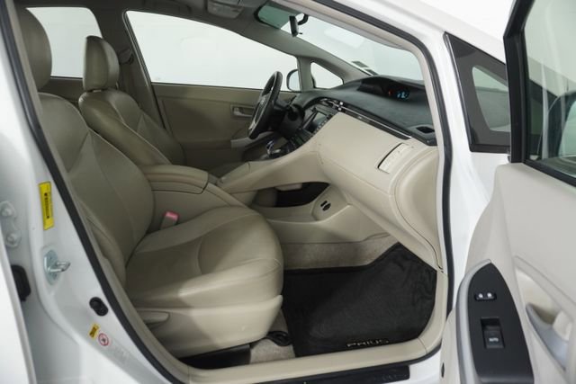 Used 2011 Toyota Prius Three w/ Navigation Pkg image 36