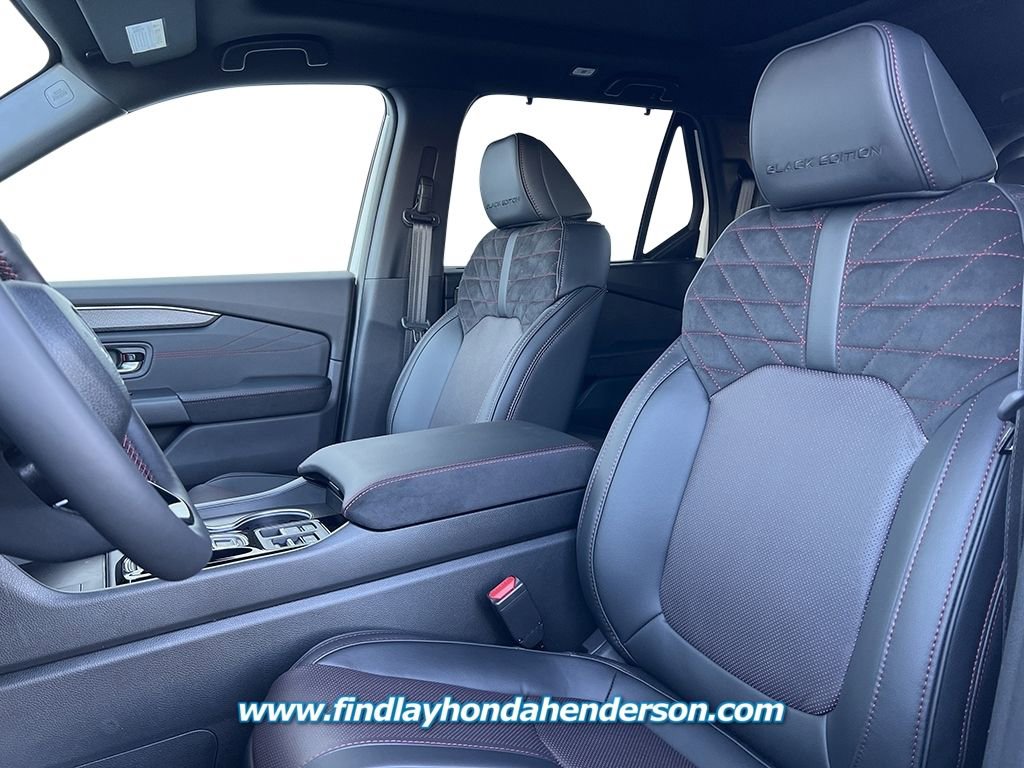 New 2026 Honda Pilot Black Edition image 9