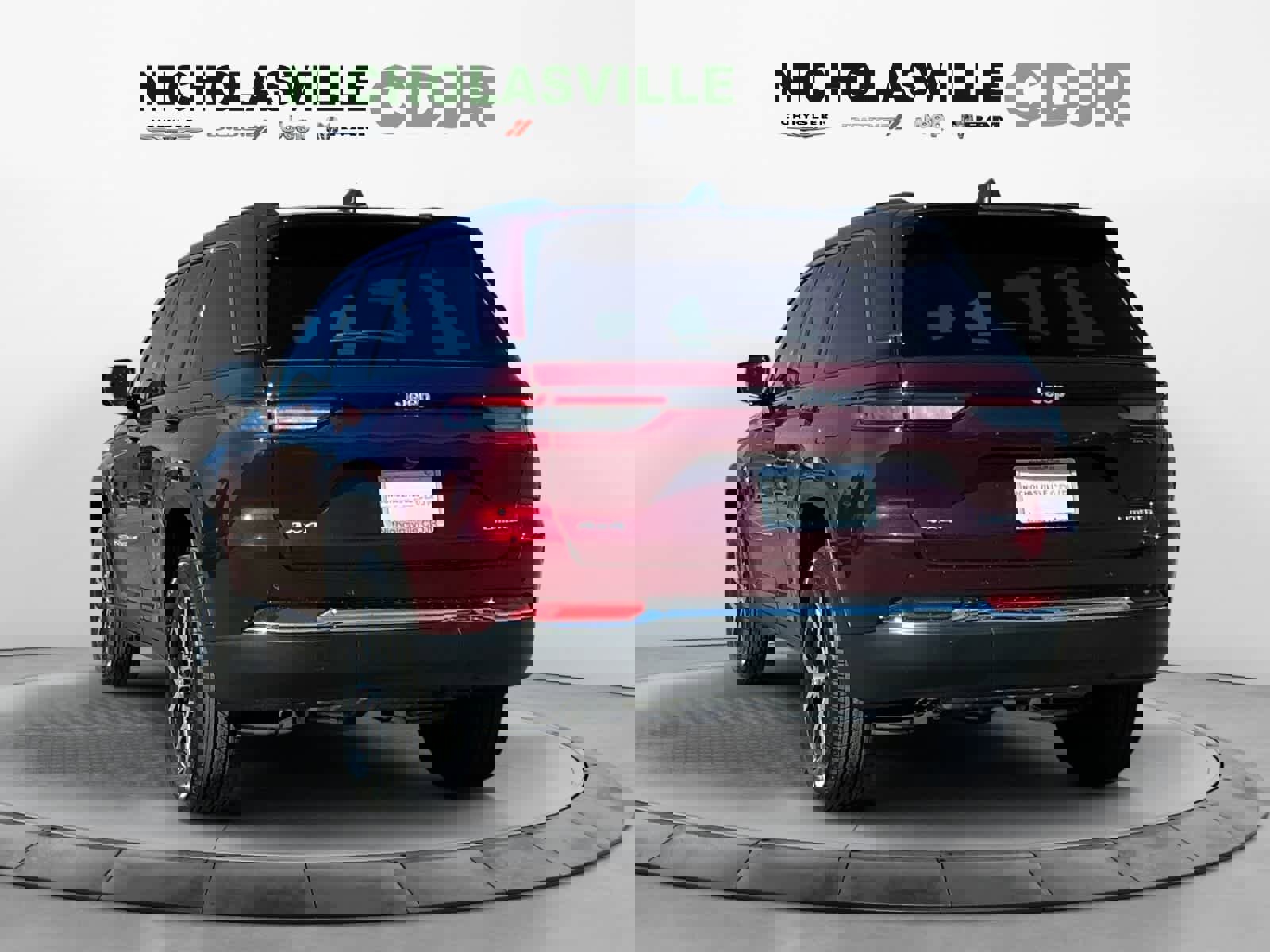 New 2025 Jeep Grand Cherokee Limited w/ Trailer Tow Package image 4