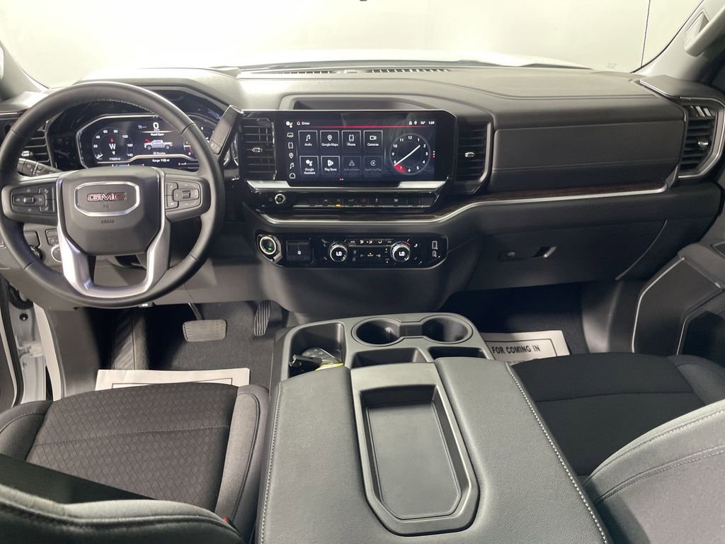 Used 2025 GMC Sierra 1500 SLE image 19