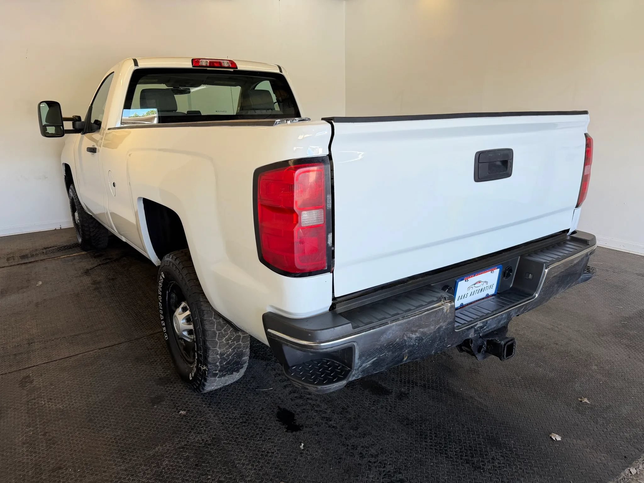 Used 2015 Chevrolet Silverado 2500 W/T w/ Snow Plow Prep Package AWD/4WD image 5