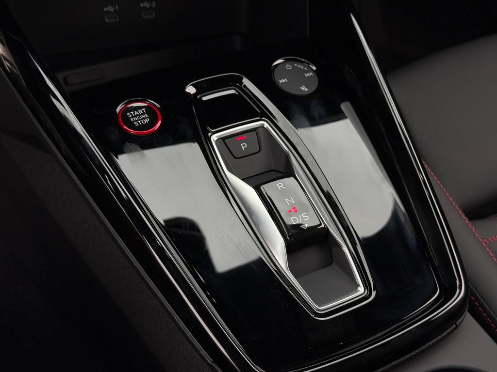 New 2026 Audi RS 3 AWD/4WD image 33
