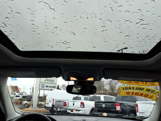 Certified 2022 Jeep Cherokee Limited w/ Mopar Interior Package image 13