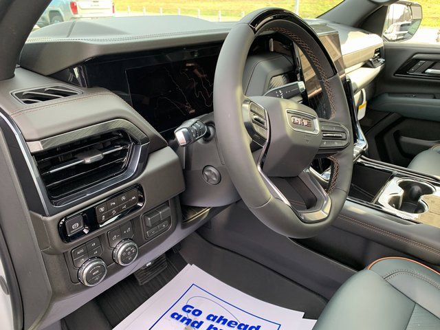 New 2026 GMC Yukon XL AT4 w/ AT4 Premium Plus Package image 8