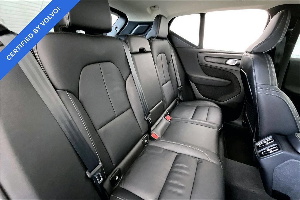 Used 2024 Volvo XC40 B5 Core w/ Protection Package Premier AWD/4WD image 30