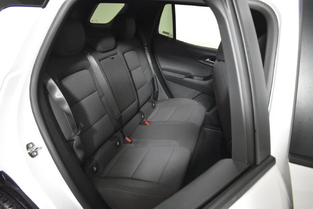 Used 2026 Chevrolet Equinox LT AWD/4WD image 32