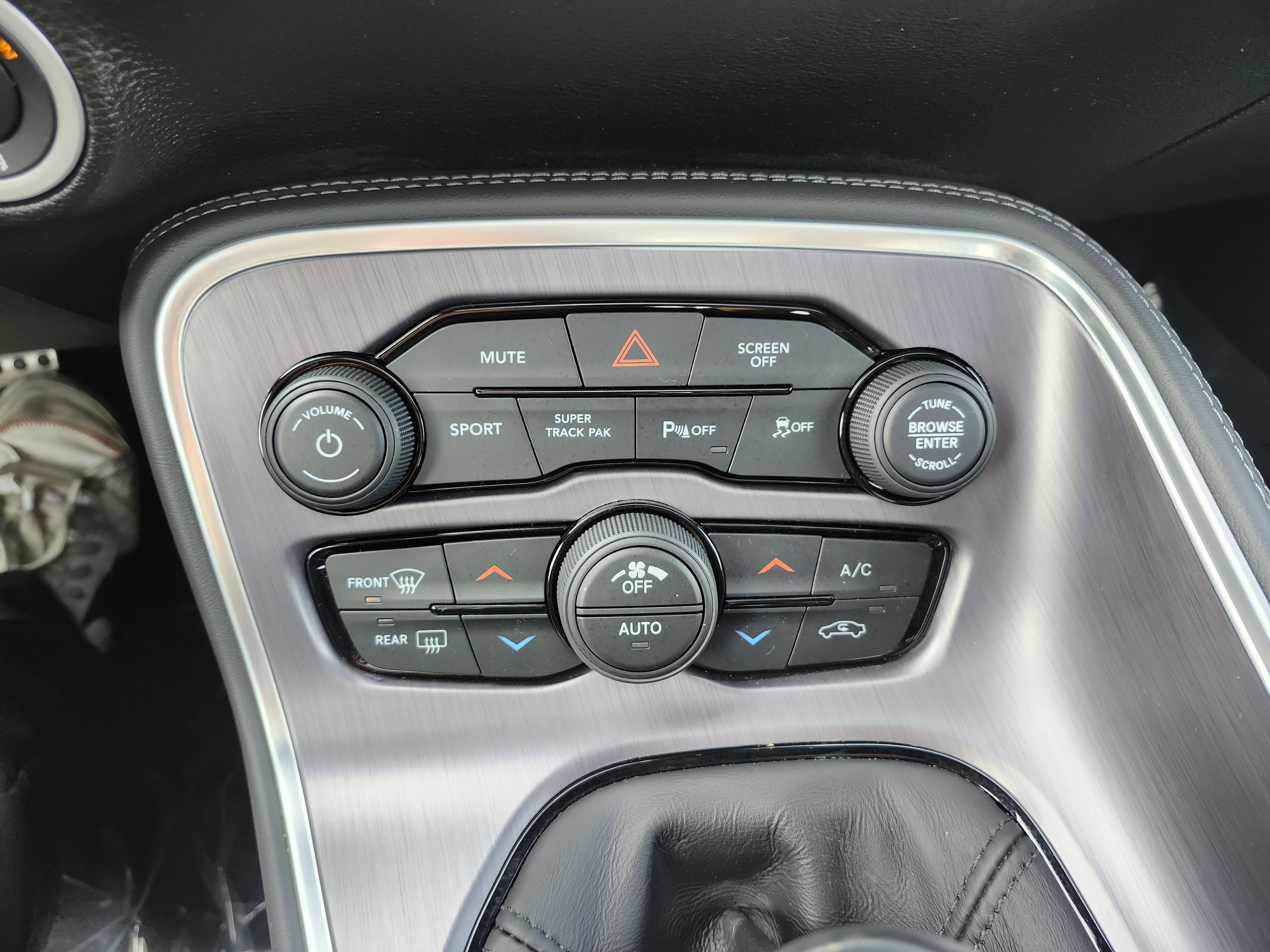 Used 2017 Dodge Challenger R/T Plus image 42