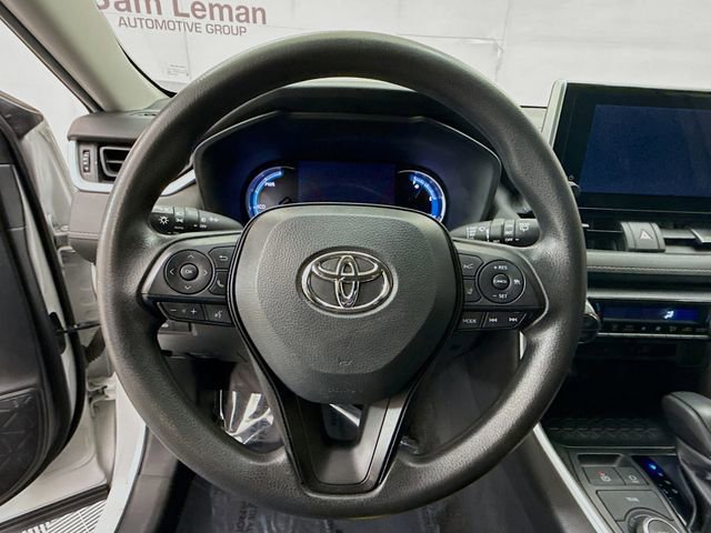Used 2023 Toyota RAV4 AWD Hybrid image 11