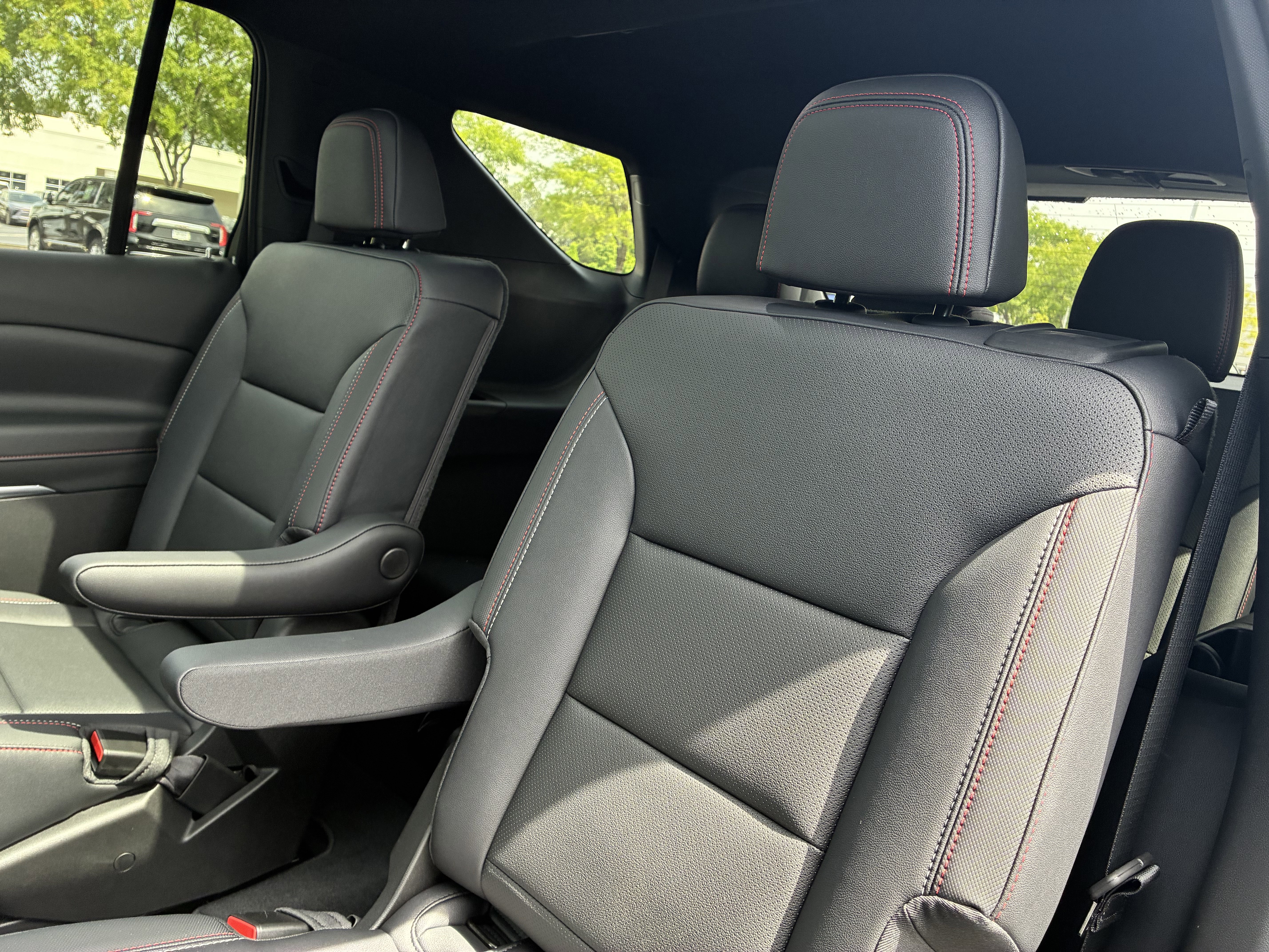 New 2026 Chevrolet Traverse Z71 w/ Enhanced Driving Package AWD/4WD image 14