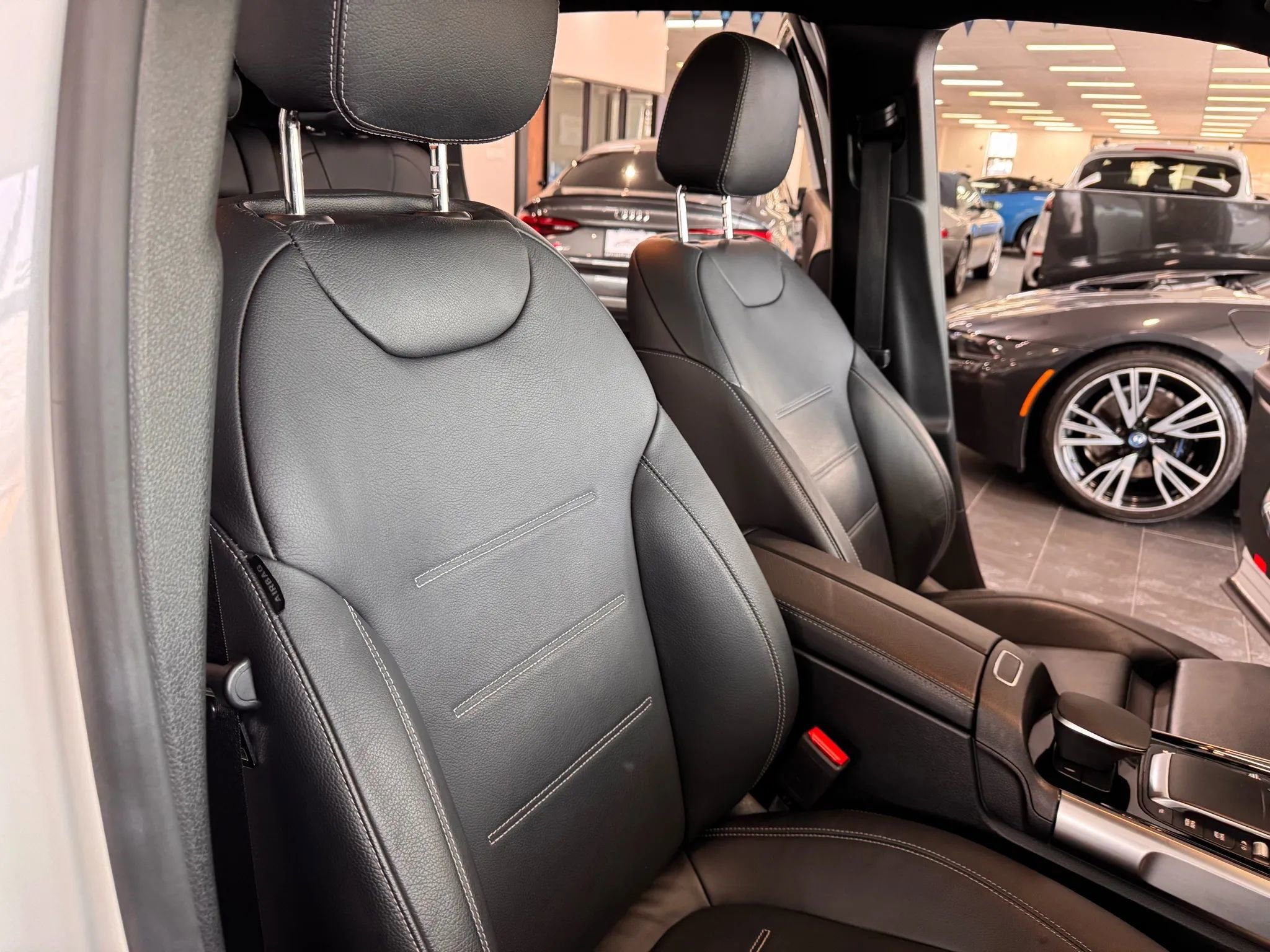 Used 2021 Mercedes-Benz GLB 35 AMG 4MATIC image 13