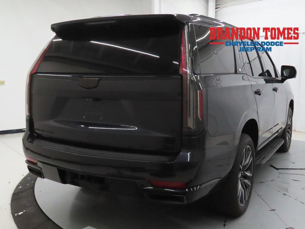 Used 2023 Cadillac Escalade Sport AWD/4WD image 3