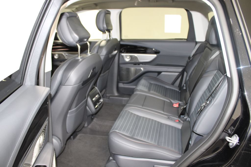 New 2026 Lincoln Nautilus Reserve AWD/4WD image 25