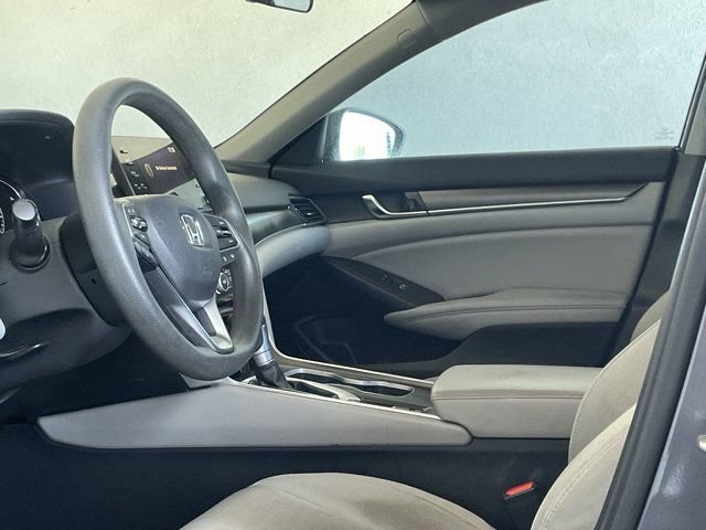Used 2018 Honda Accord LX image 15