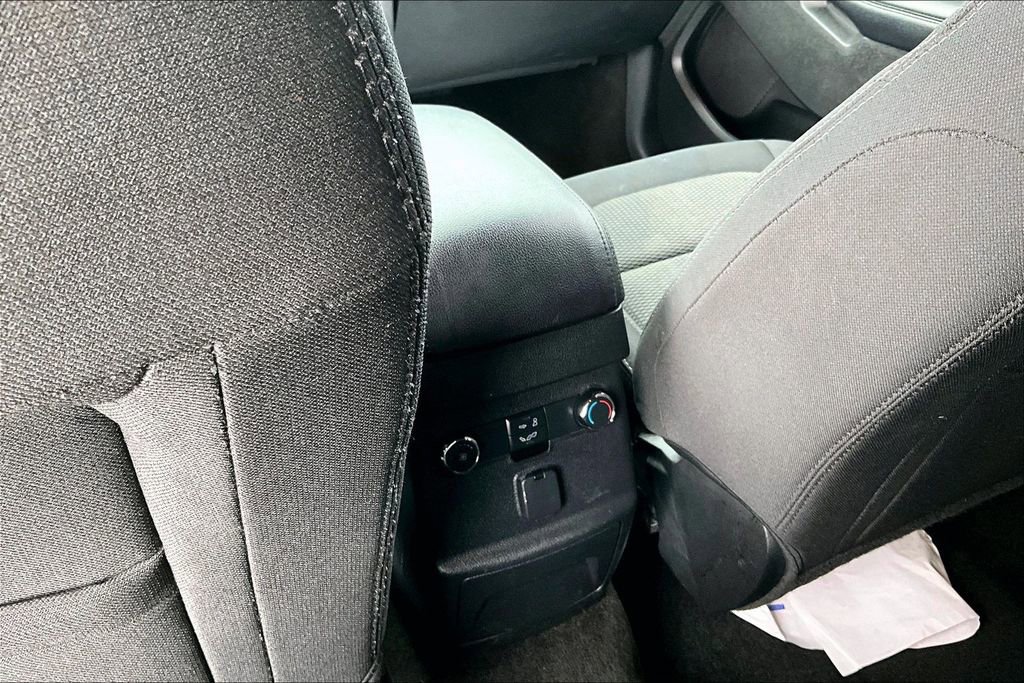 Used 2017 Ford Explorer XLT FWD image 34