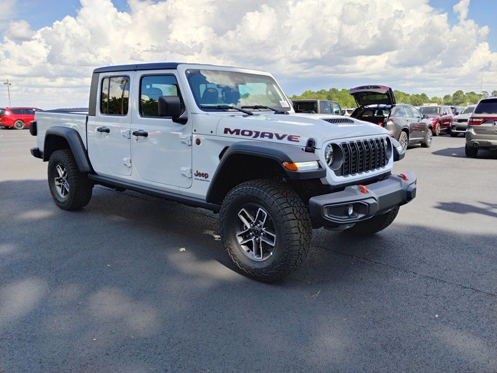 New 2025 Jeep Gladiator Mojave w/ Convenience Group image 3