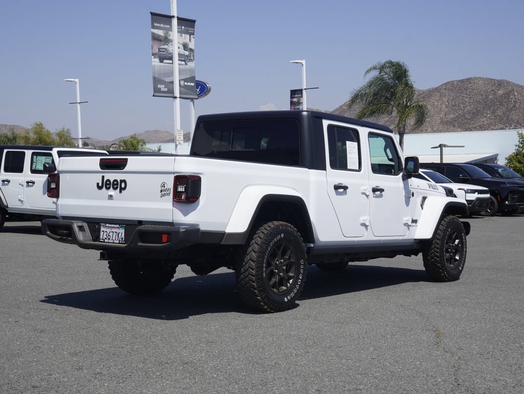 Certified 2025 Jeep Gladiator Sport AWD/4WD image 4
