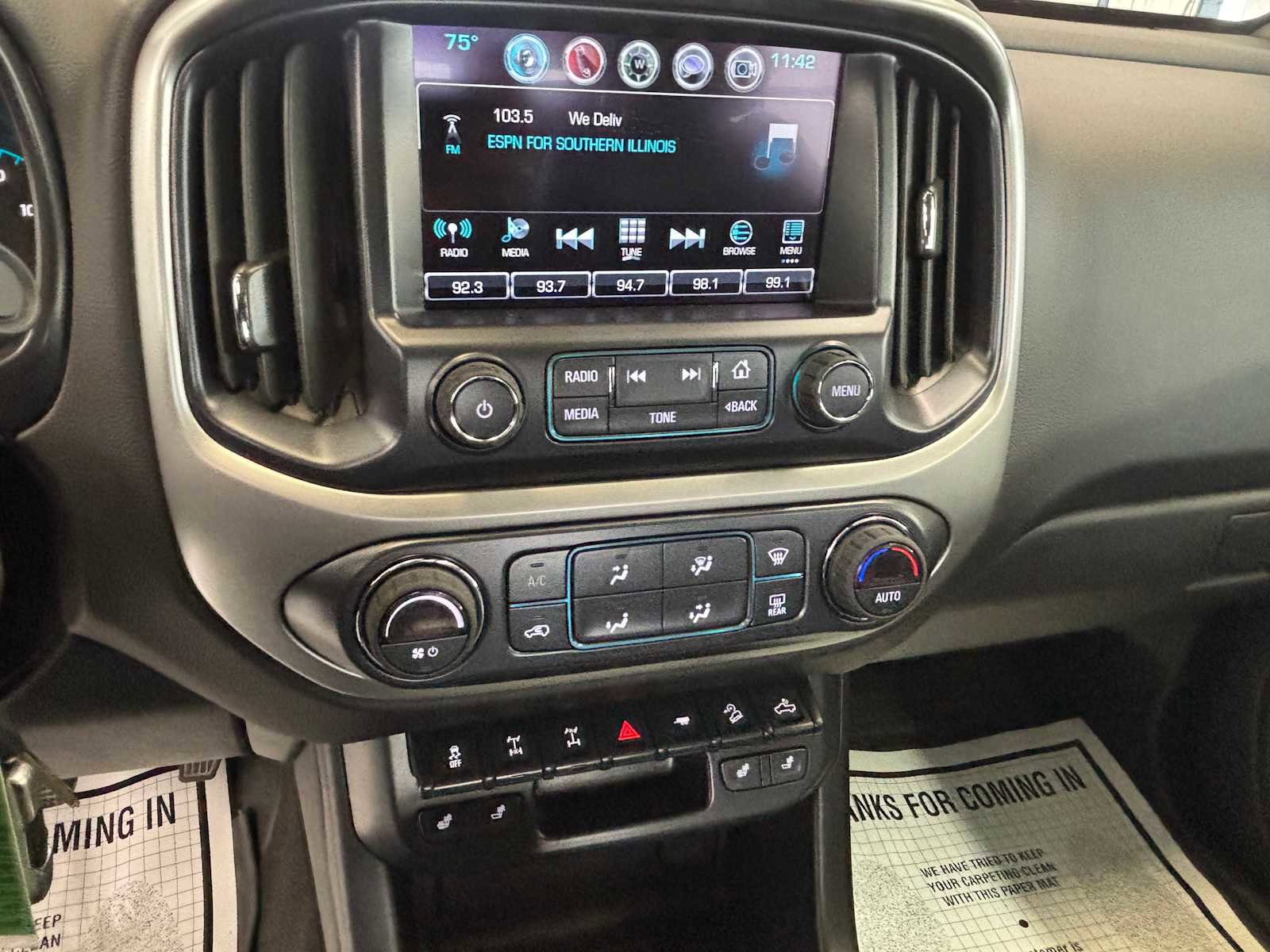 Used 2018 Chevrolet Colorado ZR2 w/ ZR2 Midnight Special Edition AWD/4WD image 16