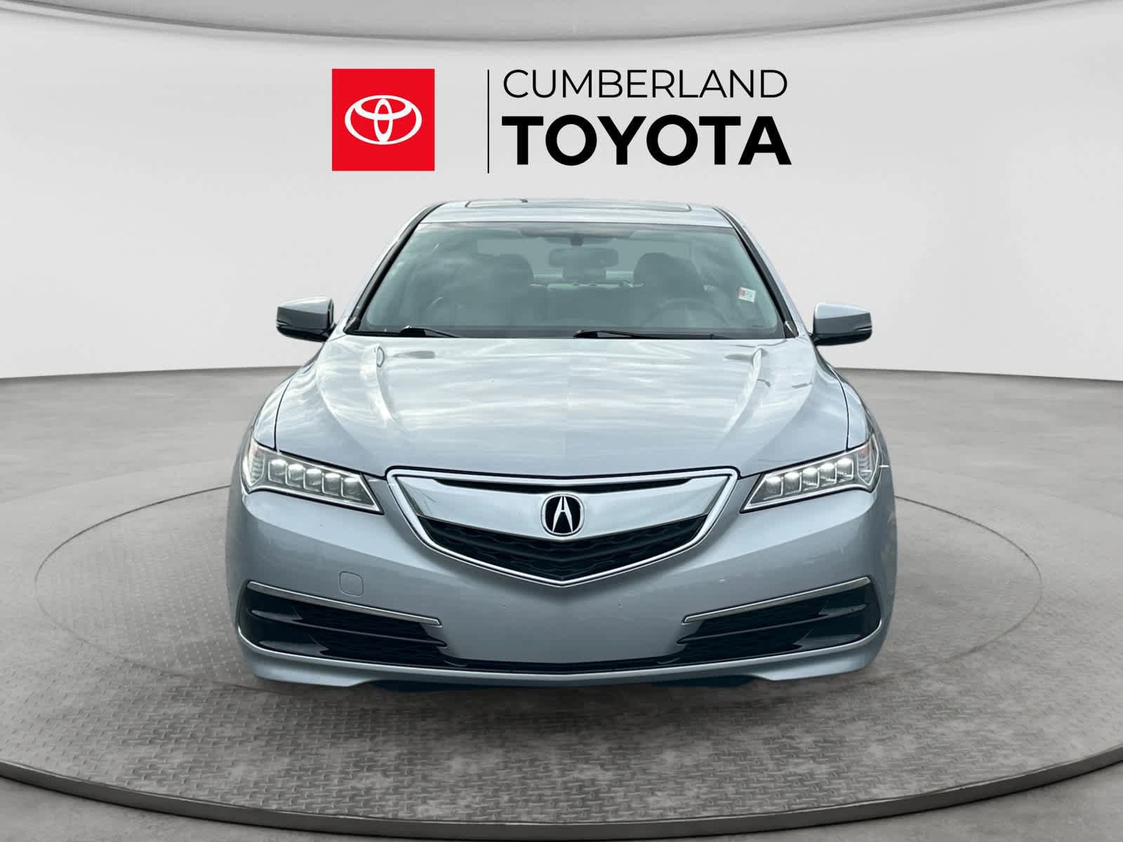 Used 2017 Acura TLX FWD image 8